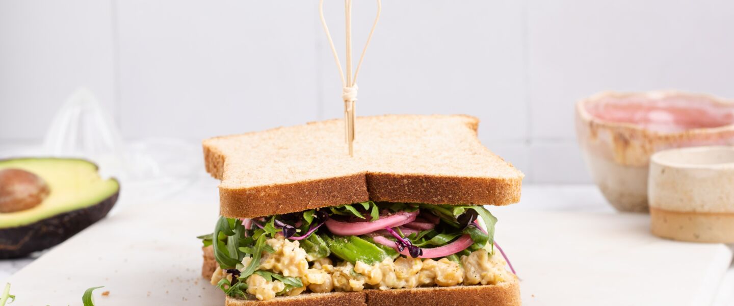 Ölz Dinkel Soft Sandwich mit veganem "Tuna"-Aufstrich