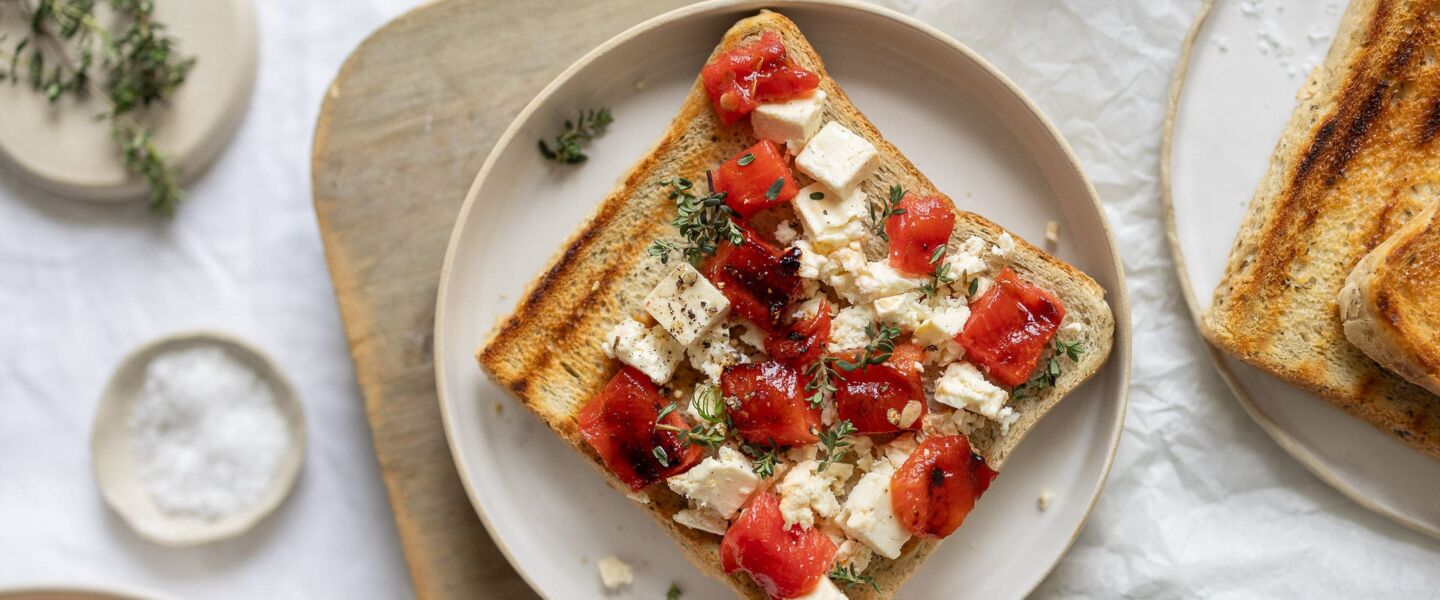 Ölz Kräuter Toast mit Wassermelone & Feta