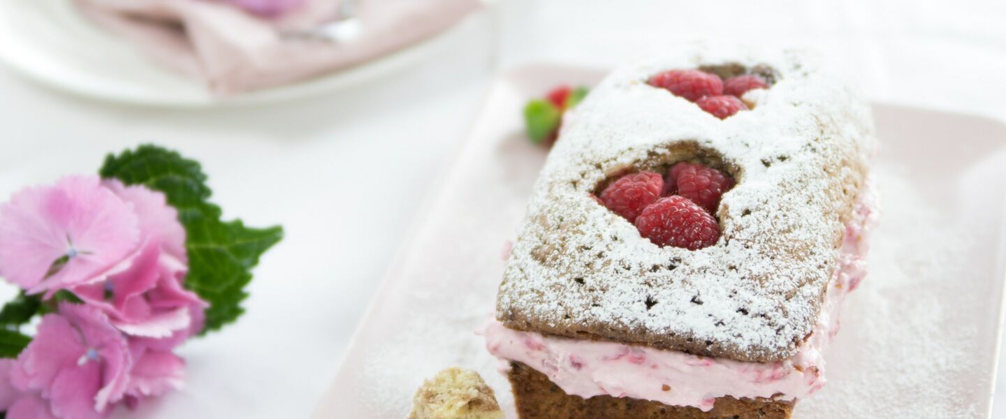 Ölz Marmorkuchen mit Himbeerherzen