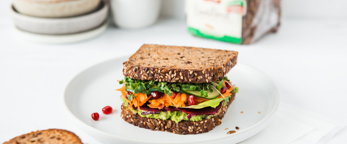 Ölz Eiweißbrot vegetarisch belegt