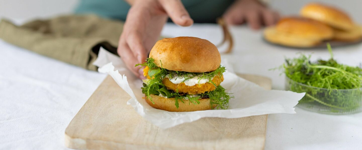 Ölz Brioche Burger Brötle – Cornflakes Chicken Burger