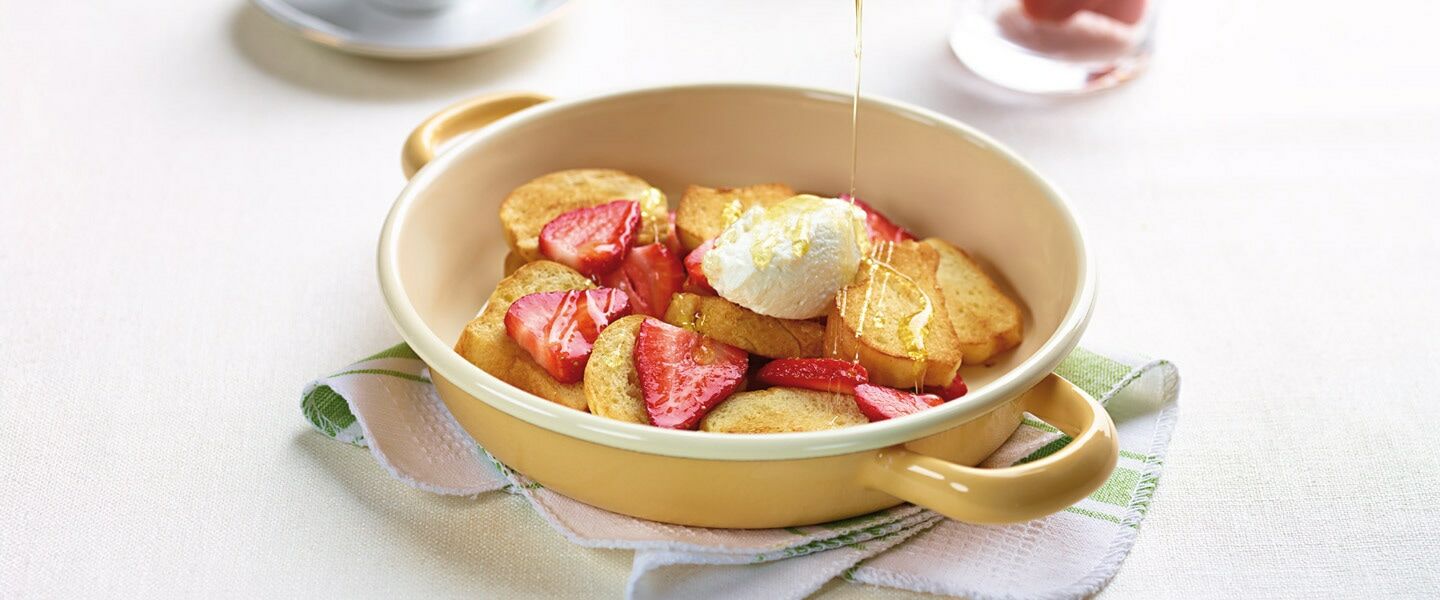 Ölz Milch Brötle Frühstücks-Gröstl mit Erdbeeren & Ricottanockerl