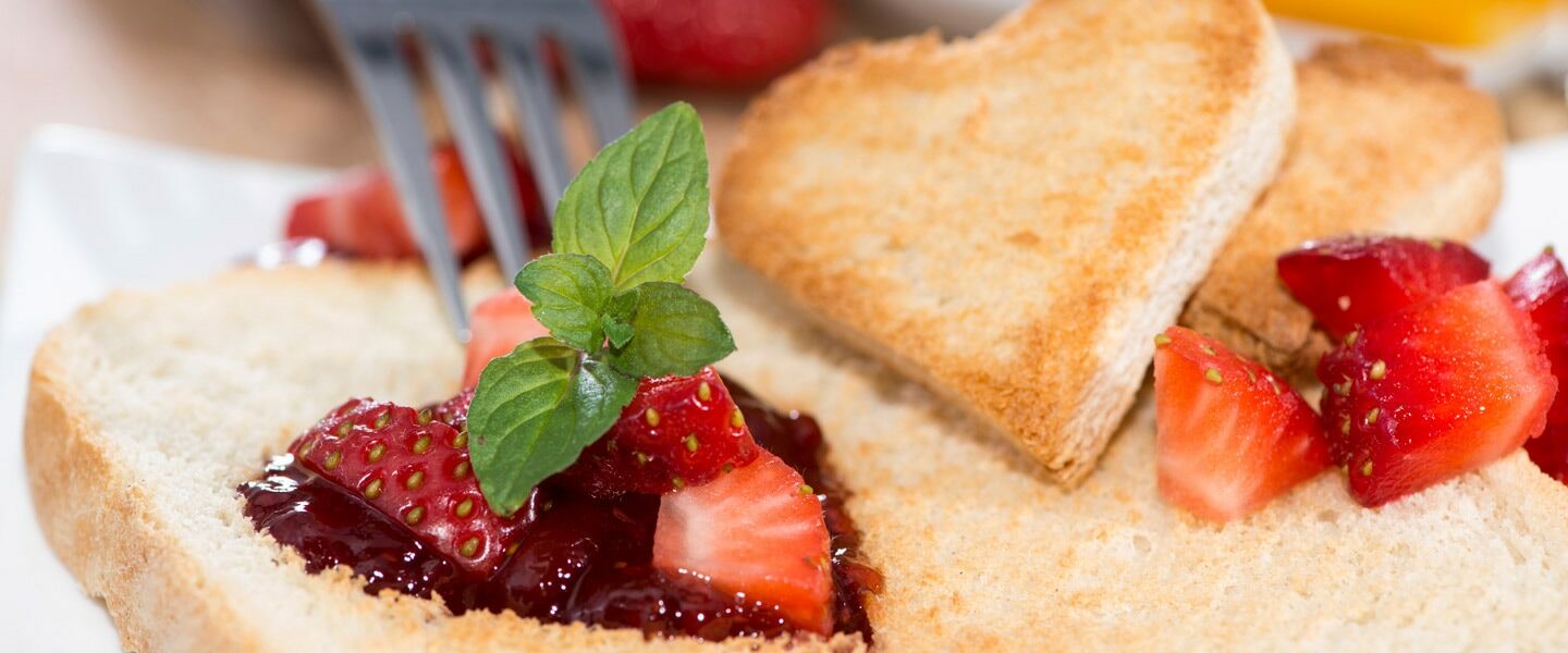 Ölz Meisterbäcker Toast mit Erdbeeren