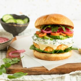 Ölz Brioche Burger Brötle mit Linsen Patty & frischen Kräutern Ölz Brioche Burger Brötle mit Linsen Patty & frischen Kräutern