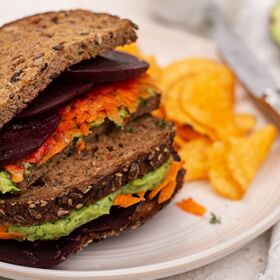 Ölz Eiweißbrot Regenbogensandwich