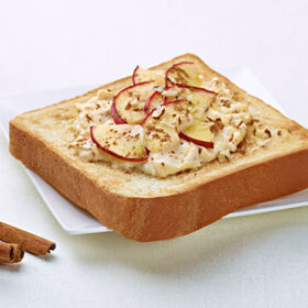 Ölz RIESEN TOAST mit Honig-Topfen