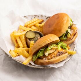 2024_Brioche Burger Brötle_AnnaThell_Smash Burger 2024_Brioche Burger Brötle_AnnaThell_Smash Burger