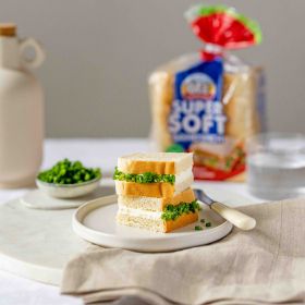 Ölz Super Soft Sandwich "Tramezzini" mit Frischkäse & frischem Schnittlauch