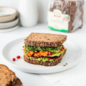 Ölz Eiweißbrot vegetarisch belegt Ölz Eiweißbrot vegetarisch belegt