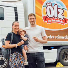 Ölz Familienfest Mitarbeiterin mit Familie