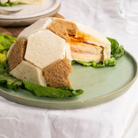 Sandwich Torte mit Ölz Super Soft Sandwich & Ölz Vollkorn Soft Sandwich Sandwich Torte mit Ölz Super Soft Sandwich & Ölz Vollkorn Soft Sandwich