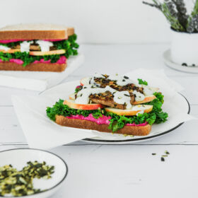 Vegan belegtes Ölz Dinkel Soft Sandwich Vegan belegtes Ölz Dinkel Soft Sandwich