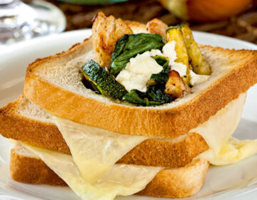 Ölz Butter Toast Gemüse-Feta-Huhn-Toasttürmchen
