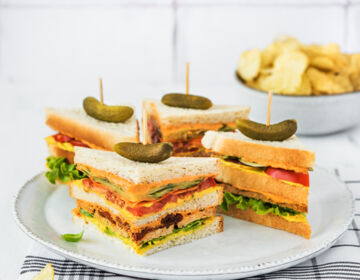 Veganes Clubsandwich mit Ölz Bio Super Soft Sandwich