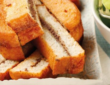 Ölz Sandwich Toast Olivenpofesen mit Blattsalaten